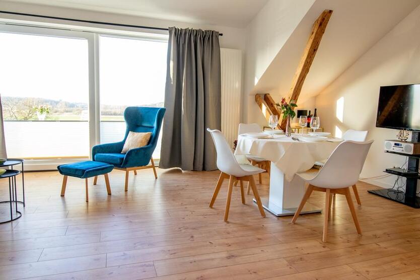 Möblierte Wohnung auf Zeit (keine Dauervermietung!)