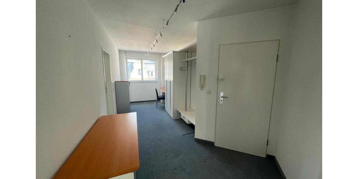Etagenwohnung Mönchengladbach - 3 Zimmer, 130 m&sup2;, 1.705&euro; | Angebot:26631282