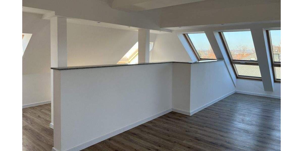 Etagenwohnung Dresden Cotta - 5 Zimmer, 119 m&sup2;, 1.500&euro; | Angebot:25709117