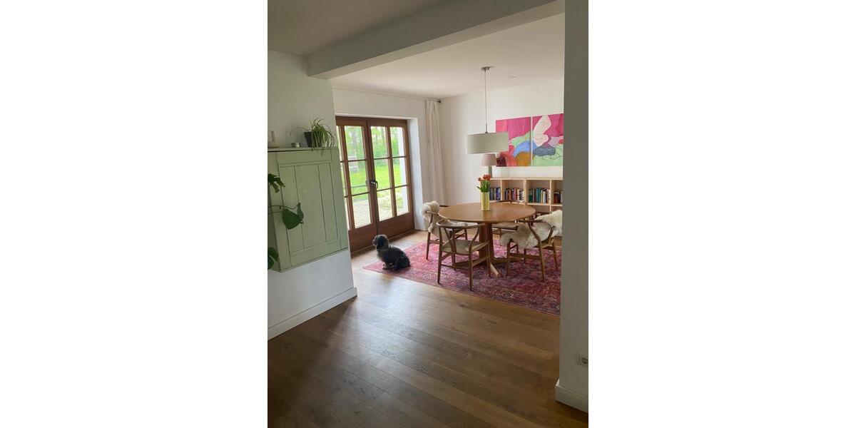 Etagenwohnung Adelheidsdorf - 4 Zimmer, 120 m&sup2;, 996&euro; | Angebot:25656805