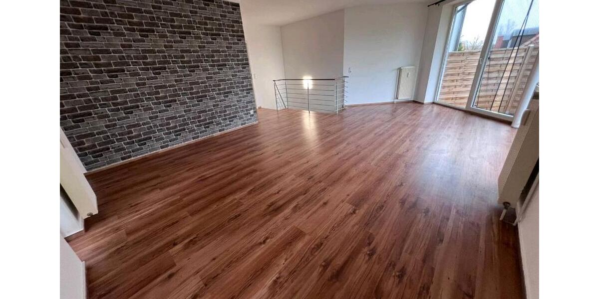 Etagenwohnung Wittstock/Dosse Dosse - 3 Zimmer, 98 m&sup2;, 1.000&euro; | Angebot:26097500
