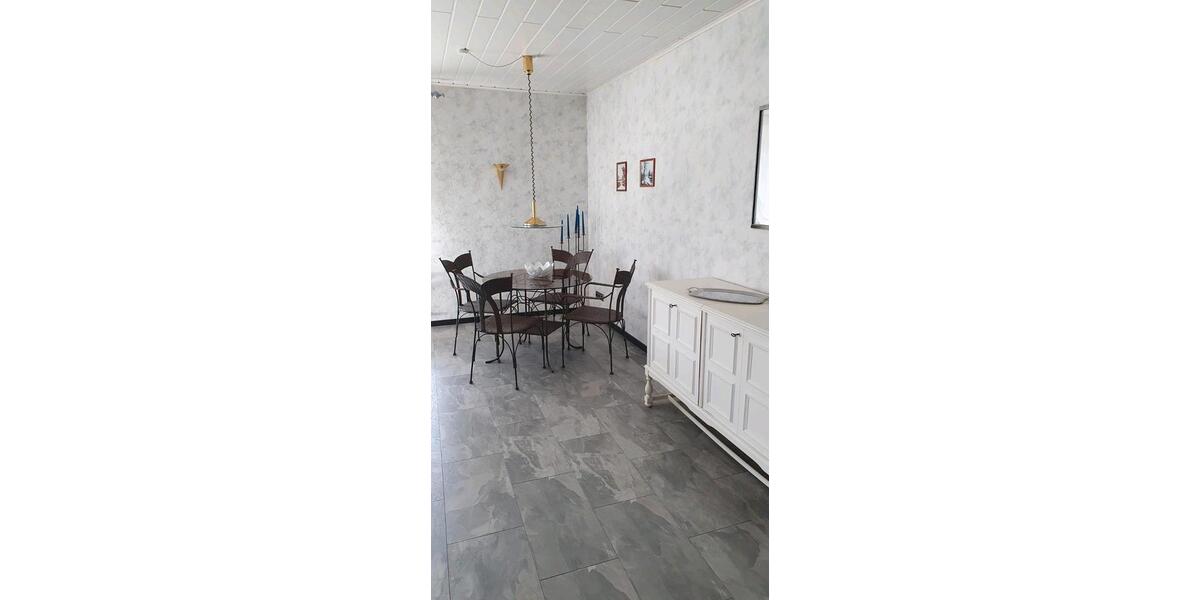 Bungalow Wissen - 6 Zimmer, 145 m&sup2;, 2.250&euro; | Angebot:25811588