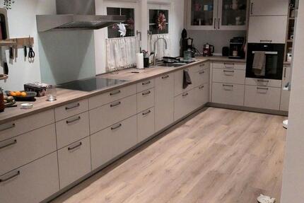 begrenztes Wohnen auf Zeit - mit Katzenbetreuung 4 zimmer