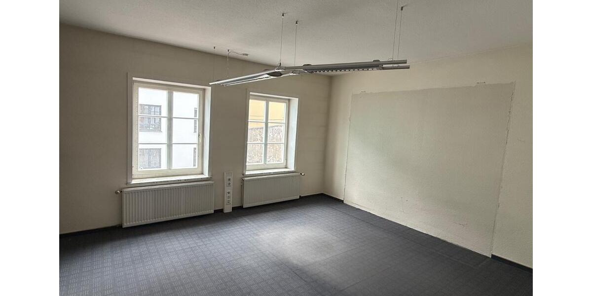Gewerbeobjekt Korbach - 1.100&euro; | Angebot:26661542