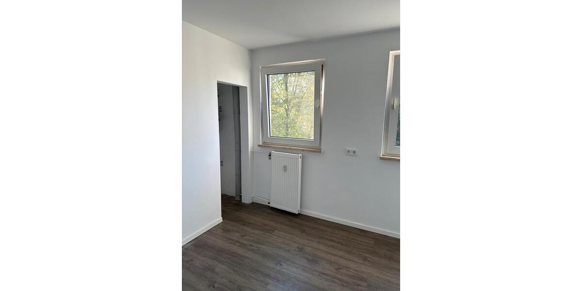 Etagenwohnung Duisburg Duisburg-Mitte - 4.5 Zimmer, 85 m&sup2;, 905&euro; | Angebot:26605395
