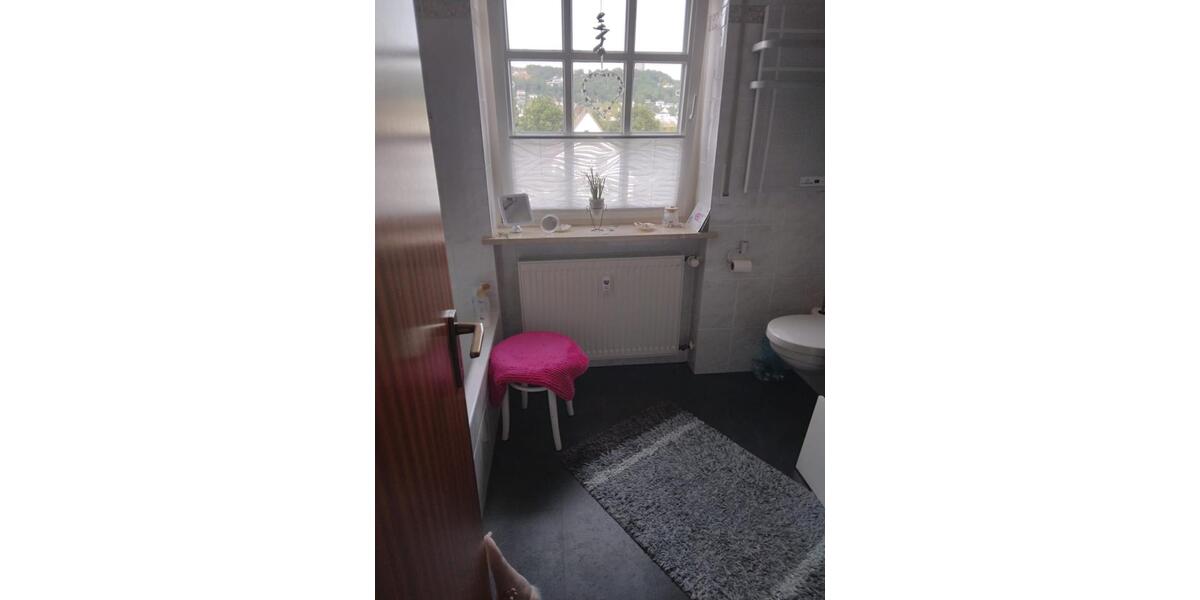 Dachgeschoßwohnung Rotenburg an der Fulda - 3 Zimmer, 95 m&sup2;, 780&euro; | Angebot:25864757