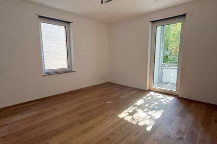 Wohnung Stuttgart Stuttgart-Mitte - 3 Zimmer, 93 m&sup2;, 1.690&euro; | Angebot:27074165