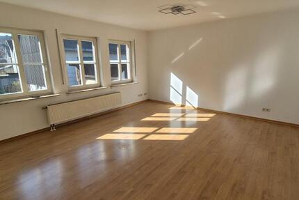 Wohnung Drolshagen - 3 Zimmer, 85 m&sup2;, 680&euro; | Angebot:25257691