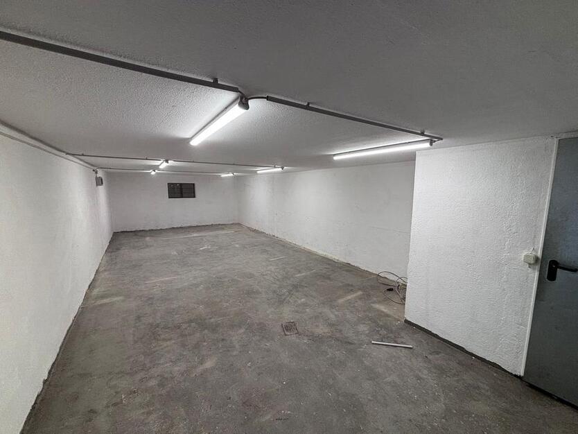 Lagerraum mit WC für stilles Gewerbe zimmer