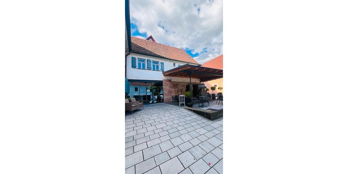 750€ - außergewöhnliche möblierte Wohnung 2 zimmer