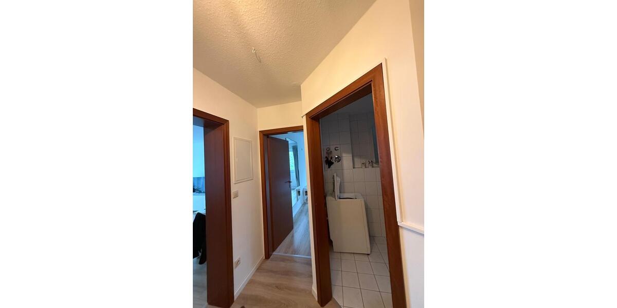 Etagenwohnung Burgstädt - 2.5 Zimmer, 56 m&sup2;, 470&euro; | Angebot:26495526