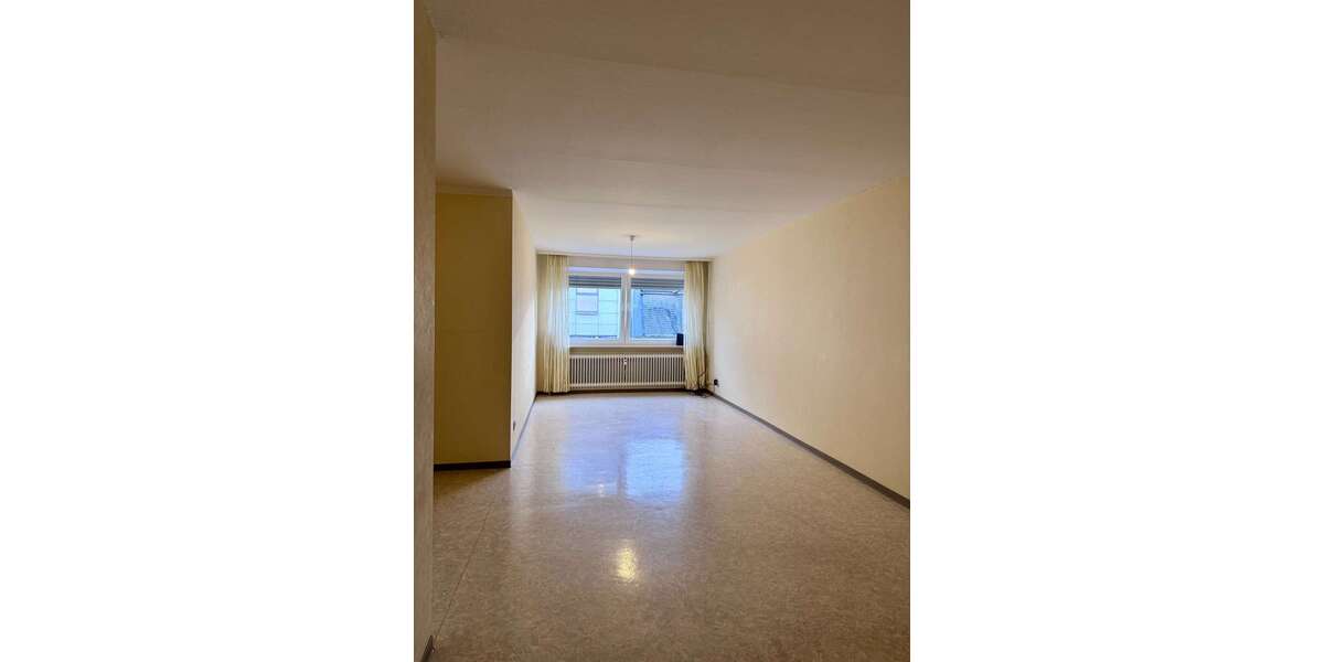 Etagenwohnung Bad Homburg Bad Homburg v. d. Höhe - 2 Zimmer, 75 m&sup2;, 870&euro; | Angebot:25084086