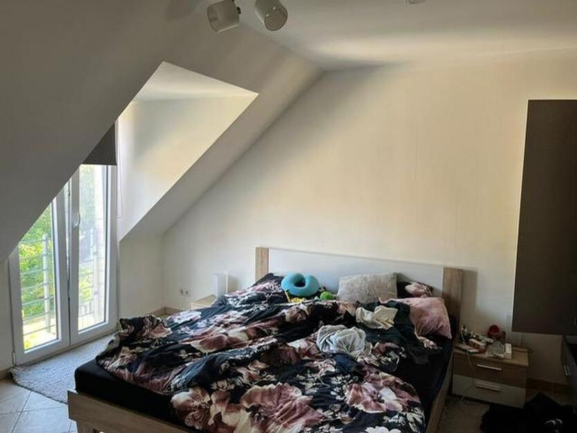 Maisonette 3-Zimmer Wohnung in Zündorf Nähe Yachthafen zimmer