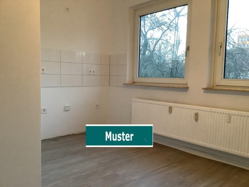 Gut geschnittene 2,5-Zimmer-Dachgeschosswohnung zimmer