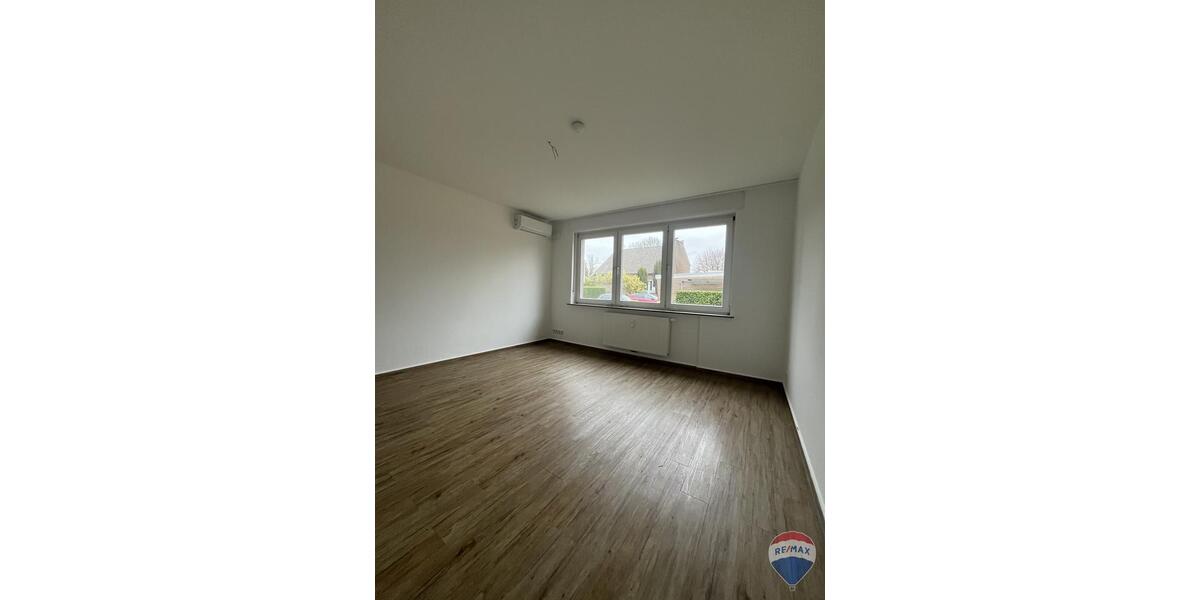 Erdgeschoßwohnung Kevelaer - 4 Zimmer, 100 m&sup2;, 1.260&euro; | Angebot:23862057