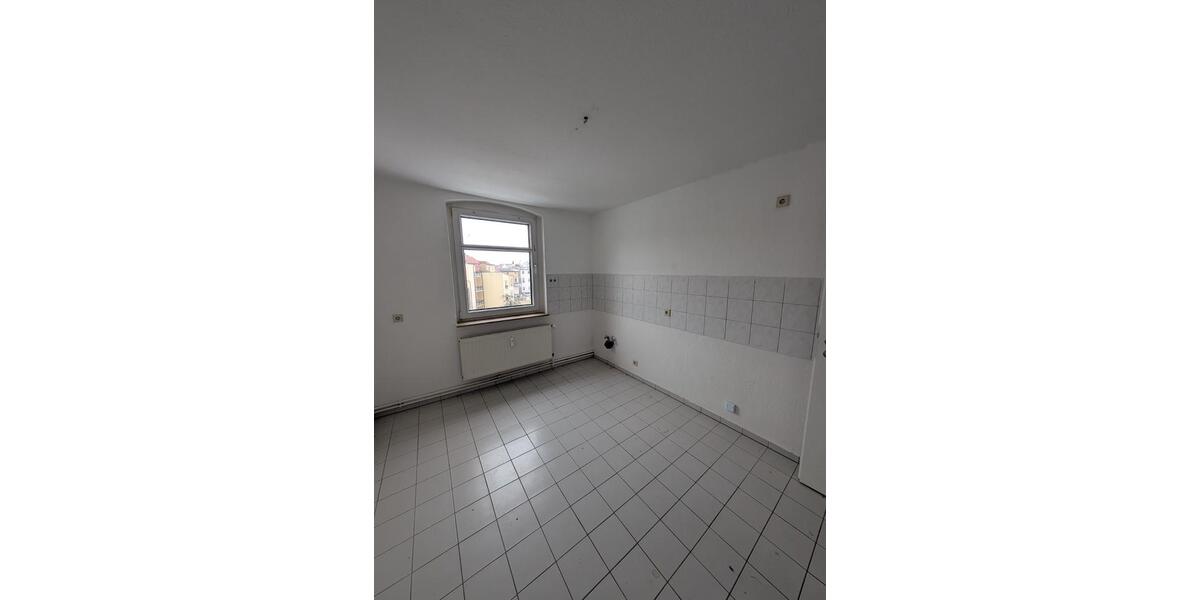 Etagenwohnung Rathenow - 2 Zimmer, 73 m&sup2;, 495&euro; | Angebot:25127301