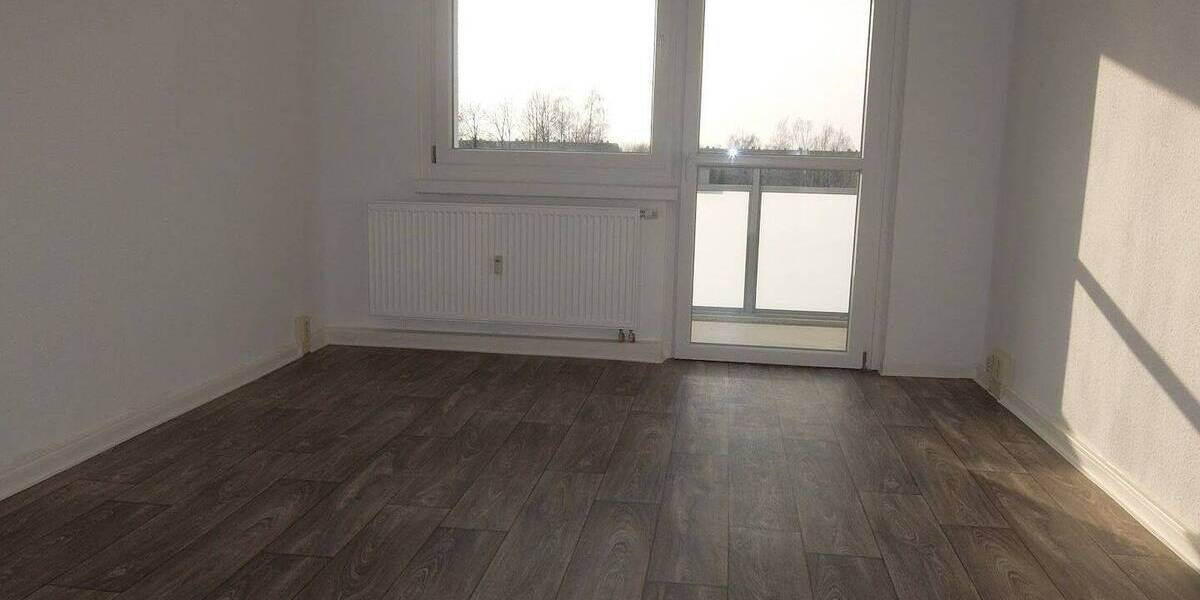Etagenwohnung Döbeln Sörmitz - 2 Zimmer, 49 m&sup2;, 279&euro; | Angebot:26658236