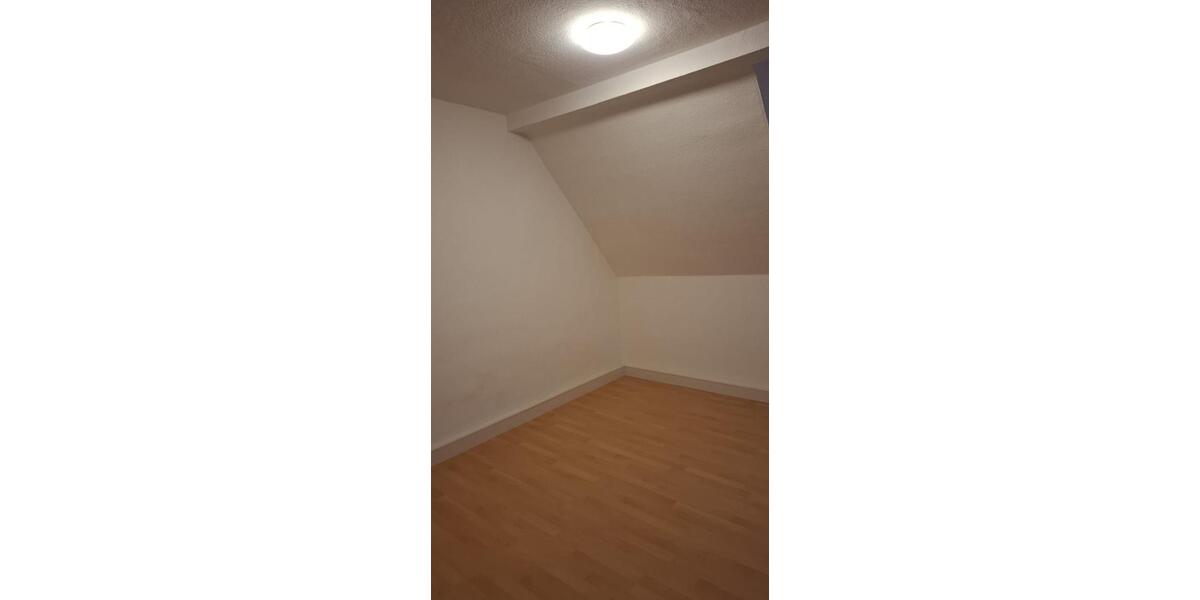 Etagenwohnung Arnstadt - 3 Zimmer, 60 m&sup2;, 435&euro; | Angebot:23217725