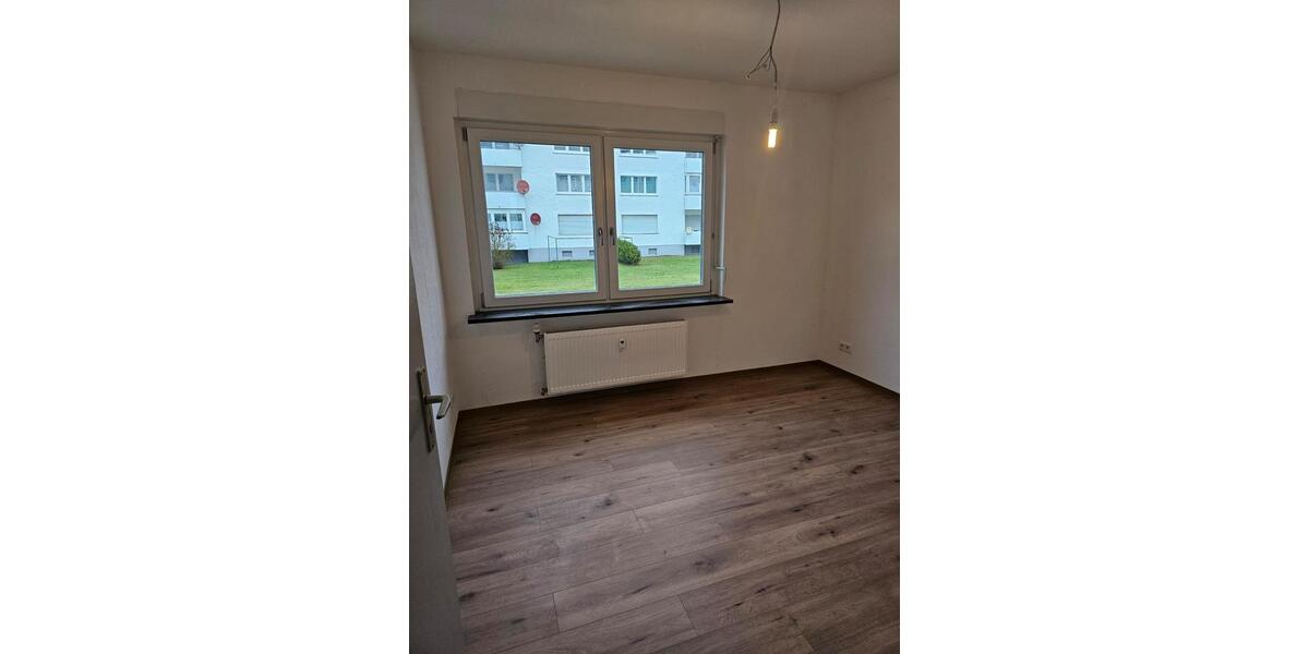 Erdgeschoßwohnung Marsberg - 4 Zimmer, 89 m&sup2;, 600&euro; | Angebot:24976939