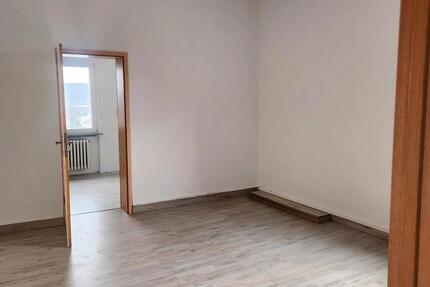 Wohnung Bad Wildungen - 3 Zimmer, 75 m&sup2;, 600&euro; | Angebot:24916631