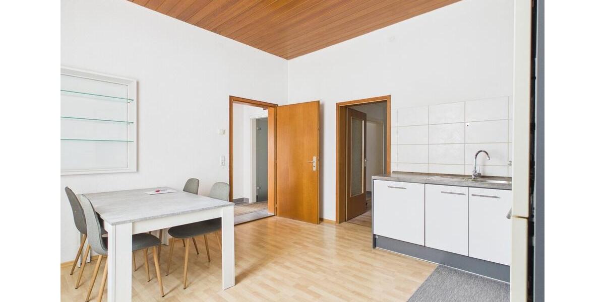 Erdgeschoßwohnung Bretten - 2.5 Zimmer, 118 m&sup2;, 680&euro; | Angebot:25903786