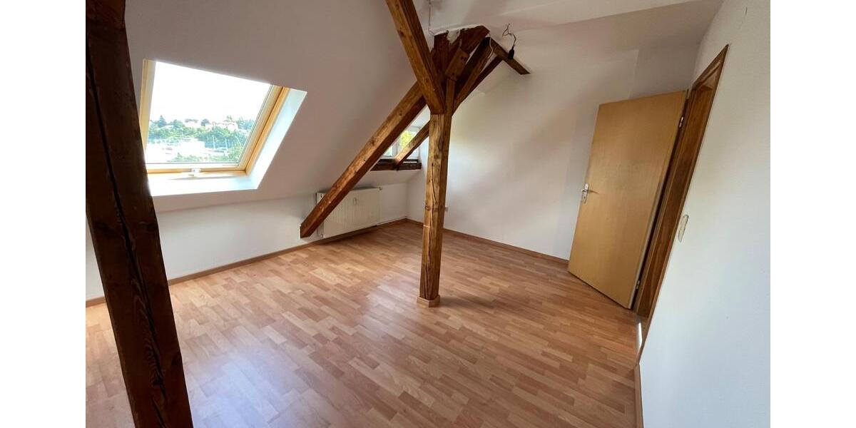 Dachgeschoßwohnung Schwalmstadt - 3 Zimmer, 70 m&sup2;, 590&euro; | Angebot:25869047