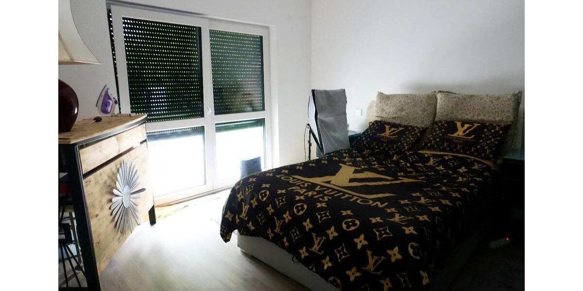 Erdgeschoßwohnung Hamburg Wandsbek - 1 Zimmer, 79 m&sup2;, 1.592&euro; | Angebot:26649049