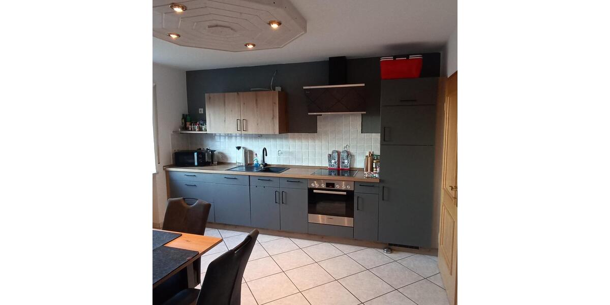 Großzügige 2-Zimmer-Wohnung in Birnfeld; ca. 72 m², EBK, Garage 2 zimmer