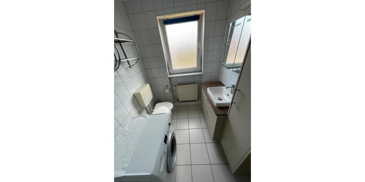 Dachgeschoßwohnung Uelzen - 3 Zimmer, 78 m&sup2;, 900&euro; | Angebot:26021968