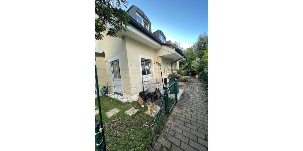 A cozy room for a female studentyoung professional 1 zimmer