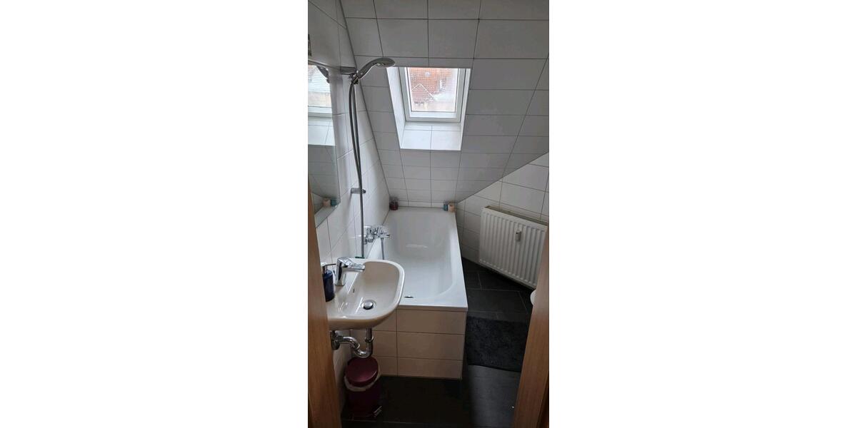 Dachgeschoßwohnung Jena - 3 Zimmer, 52 m&sup2;, 902&euro; | Angebot:25481872