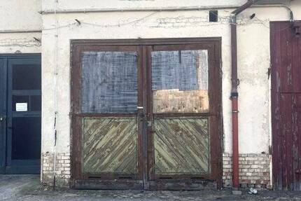 Große Garage! im westender Gewerbepark 1 zimmer