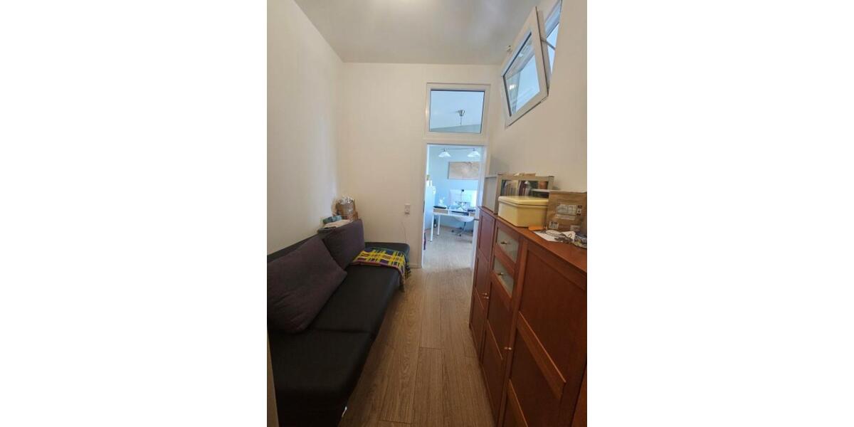 Leopoldshöhe PhysiopaxisBüroraum zur vermieten ca.80m²(50+30m²) zimmer