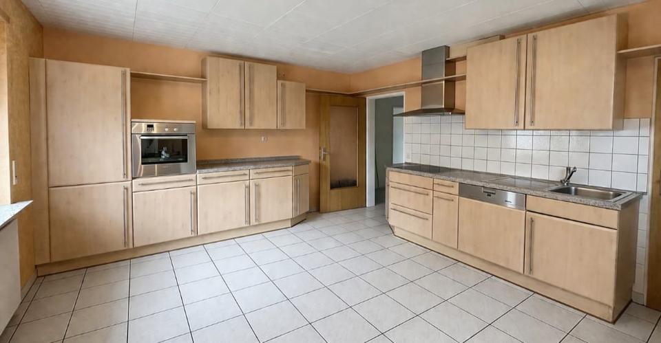 Erdgeschoßwohnung Runkel - 4 Zimmer, 130 m&sup2;, 1.180&euro; | Angebot:26495101