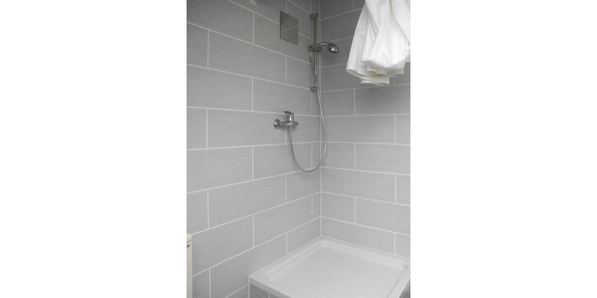 Dachgeschoßwohnung Calw - 1.5 Zimmer, 33 m&sup2;, 600&euro; | Angebot:23906772