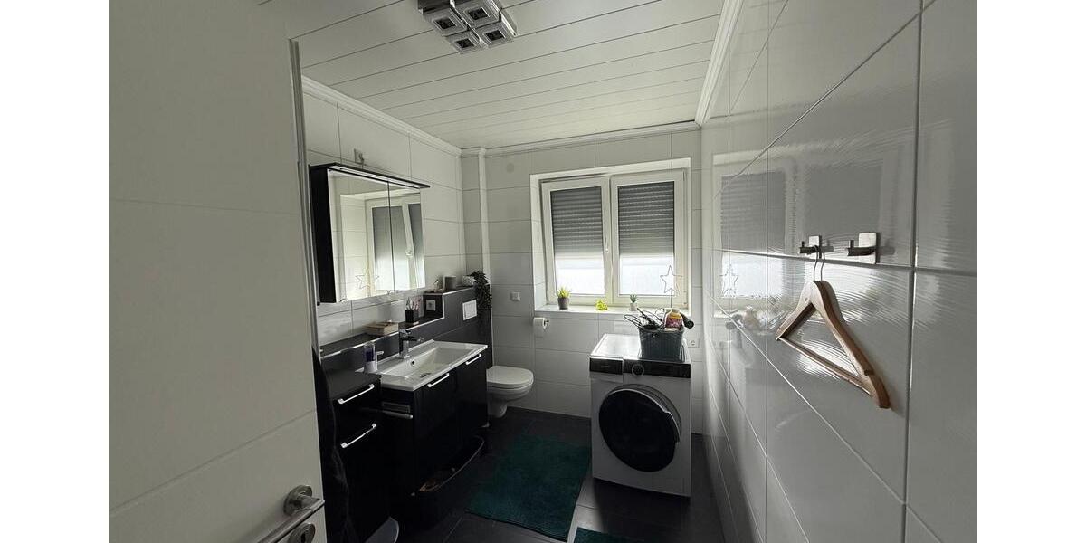 Etagenwohnung Wesendorf - 3 Zimmer, 86 m&sup2;, 800&euro; | Angebot:26049041