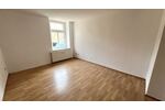 Wohnen im Grünen - schöne ruhige 3-Zimmer-Erdgeschoßwohnung