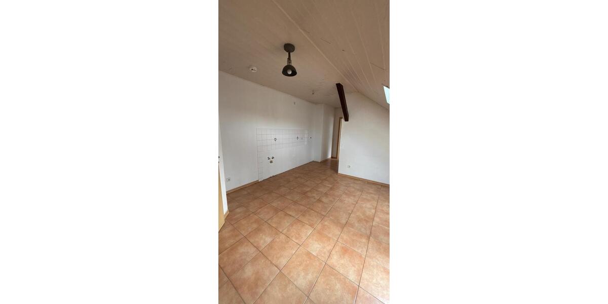 Dachgeschoßwohnung Salzwedel - 2 Zimmer, 34 m&sup2;, 289&euro; | Angebot:25483401