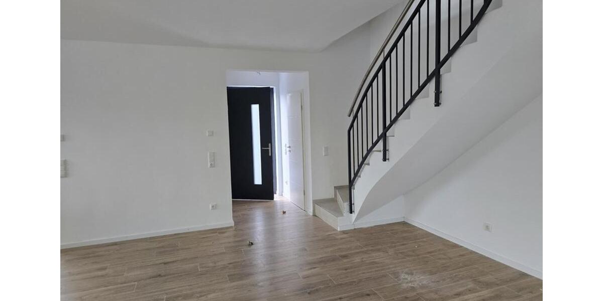 Reihenhaus Höchst im Odenwald - 4 Zimmer, 120 m&sup2;, 1.400&euro; | Angebot:23704908