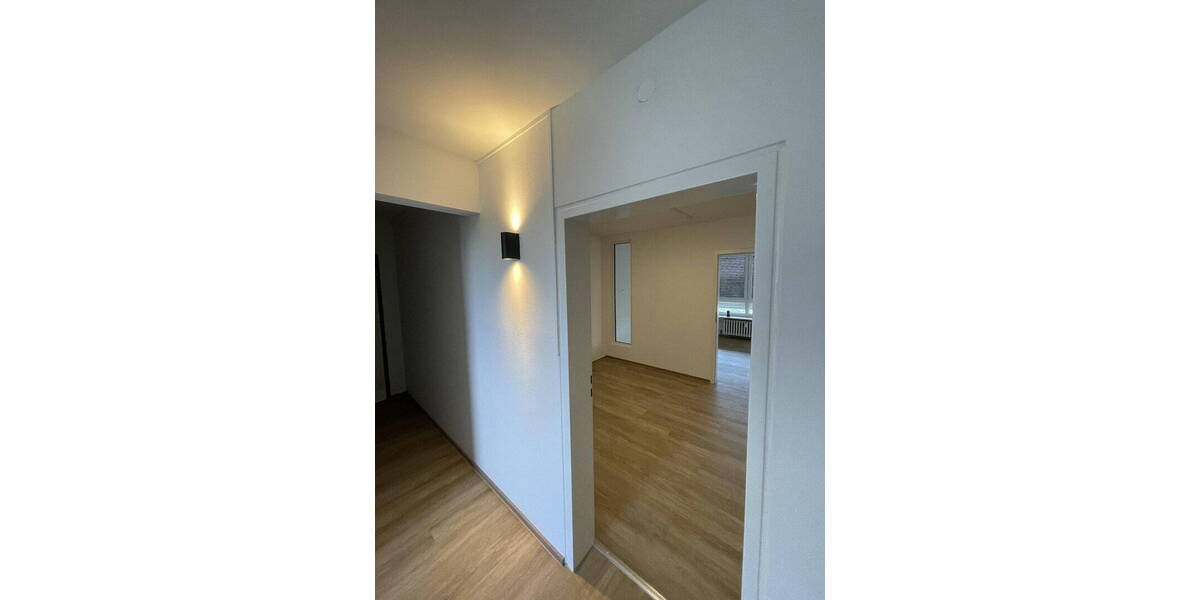 Etagenwohnung Darmstadt - Kranichstein Kranichstein - 4 Zimmer, 93 m&sup2;, 1.300&euro; | Angebot:26824071