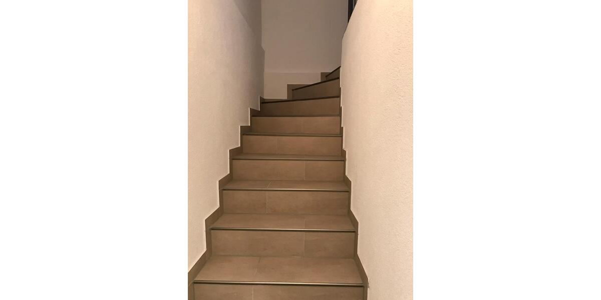 Etagenwohnung Bönnigheim - 4 Zimmer, 1.400&euro; | Angebot:24523945