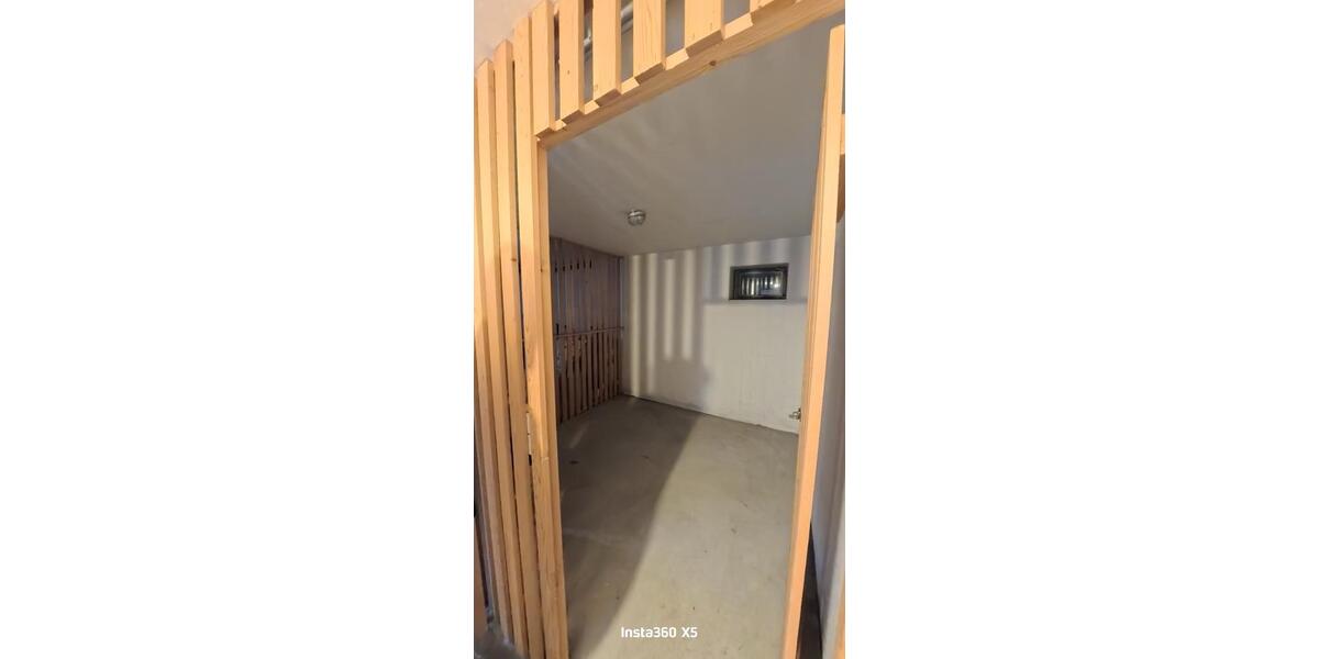 Dachgeschoßwohnung Bayreuth Bernecker Straße / Insel / Riedelsberg - 2 Zimmer, 49 m&sup2;, 860&euro; | Angebot:25082331