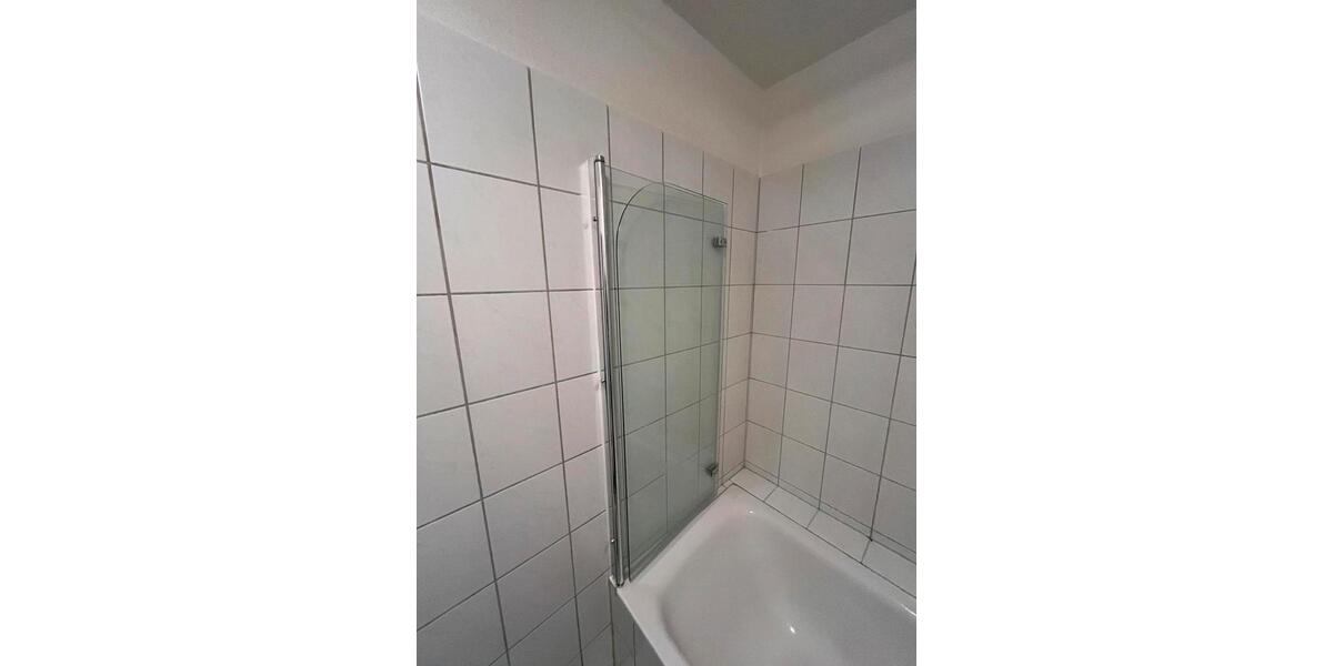Etagenwohnung Neumünster - 2 Zimmer, 65 m&sup2;, 850&euro; | Angebot:26633859