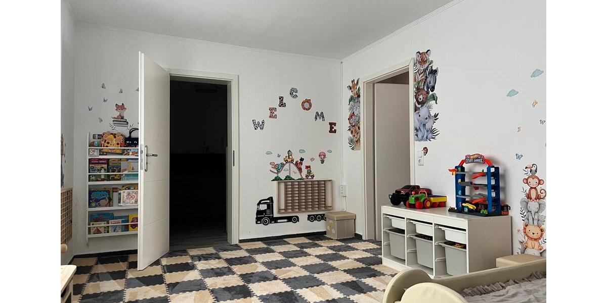 Bungalow Quickborn - 5 Zimmer, 185 m&sup2;, 1.750&euro; | Angebot:26037278