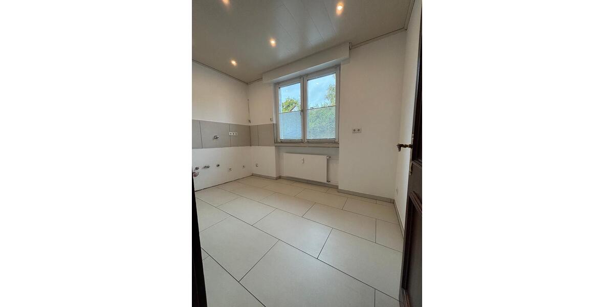 Erdgeschoßwohnung Hagen Hagen-Mitte - 2 Zimmer, 85 m&sup2;, 900&euro; | Angebot:24859436