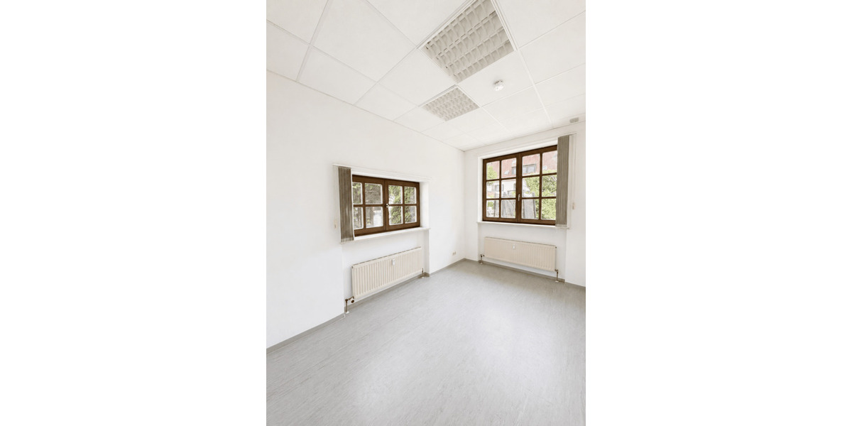 Gewerbeobjekt Vierkirchen Esterhofen - 1.095&euro; | Angebot:26617436