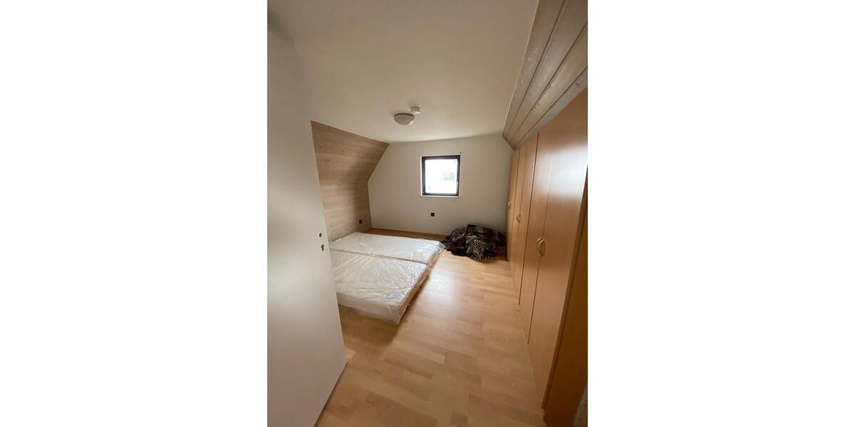 Einfamilienhaus Baar-Ebenhausen Ebenhausen - 4 Zimmer, 95 m&sup2;, 1.400&euro; | Angebot:26343572