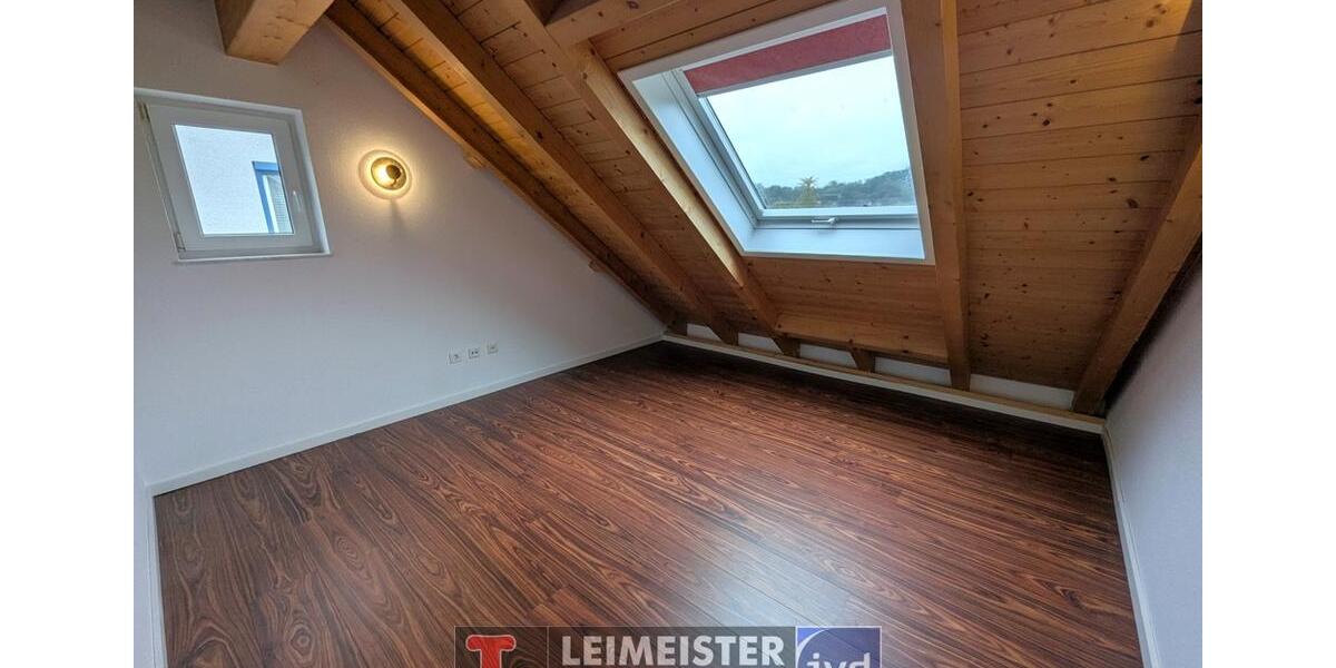 Doppelhaushälfte Aschaffenburg Gailbach - 8 Zimmer, 176 m&sup2;, 1.925&euro; | Angebot:24187929