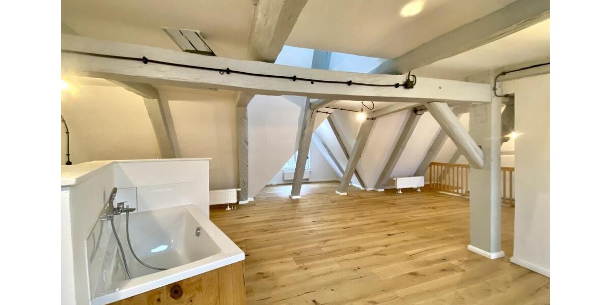 Dachgeschoßwohnung Hann. Münden - 2 Zimmer, 164 m&sup2;, 1.970&euro; | Angebot:22590885