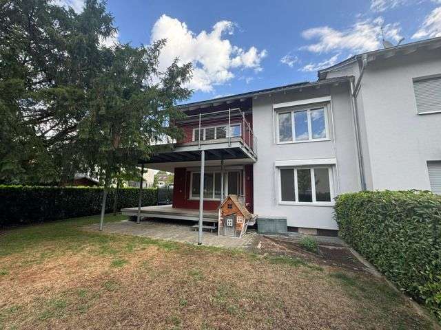Etagenwohnung Freiburg im Breisgau Betzenhausen - 6 Zimmer, 192 m&sup2;, 2.950&euro; | Angebot:27334513